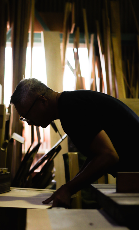 家具事業部の職人が手がける家具